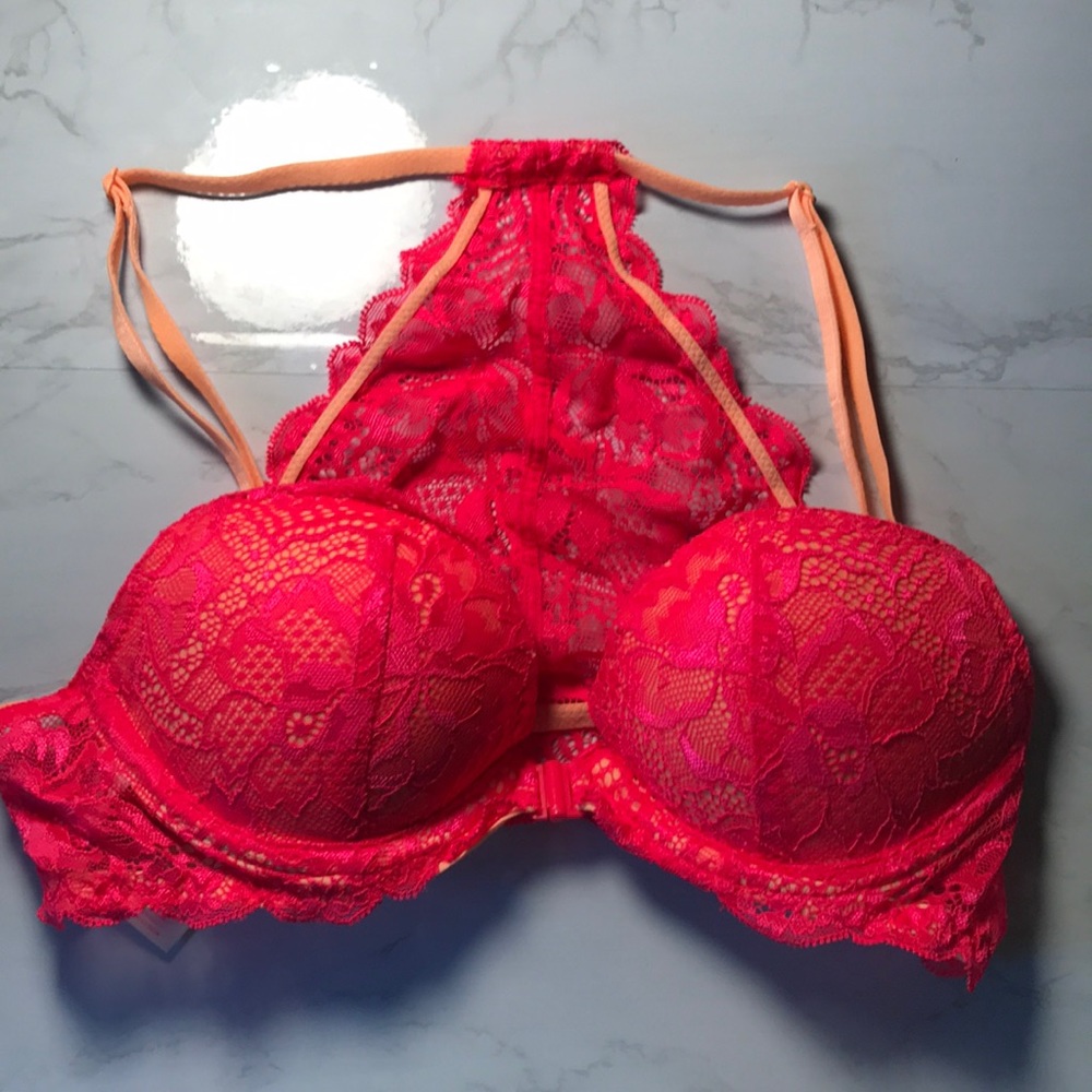 Victoria’s Secret PINK Date Racerback Push-Up Bra